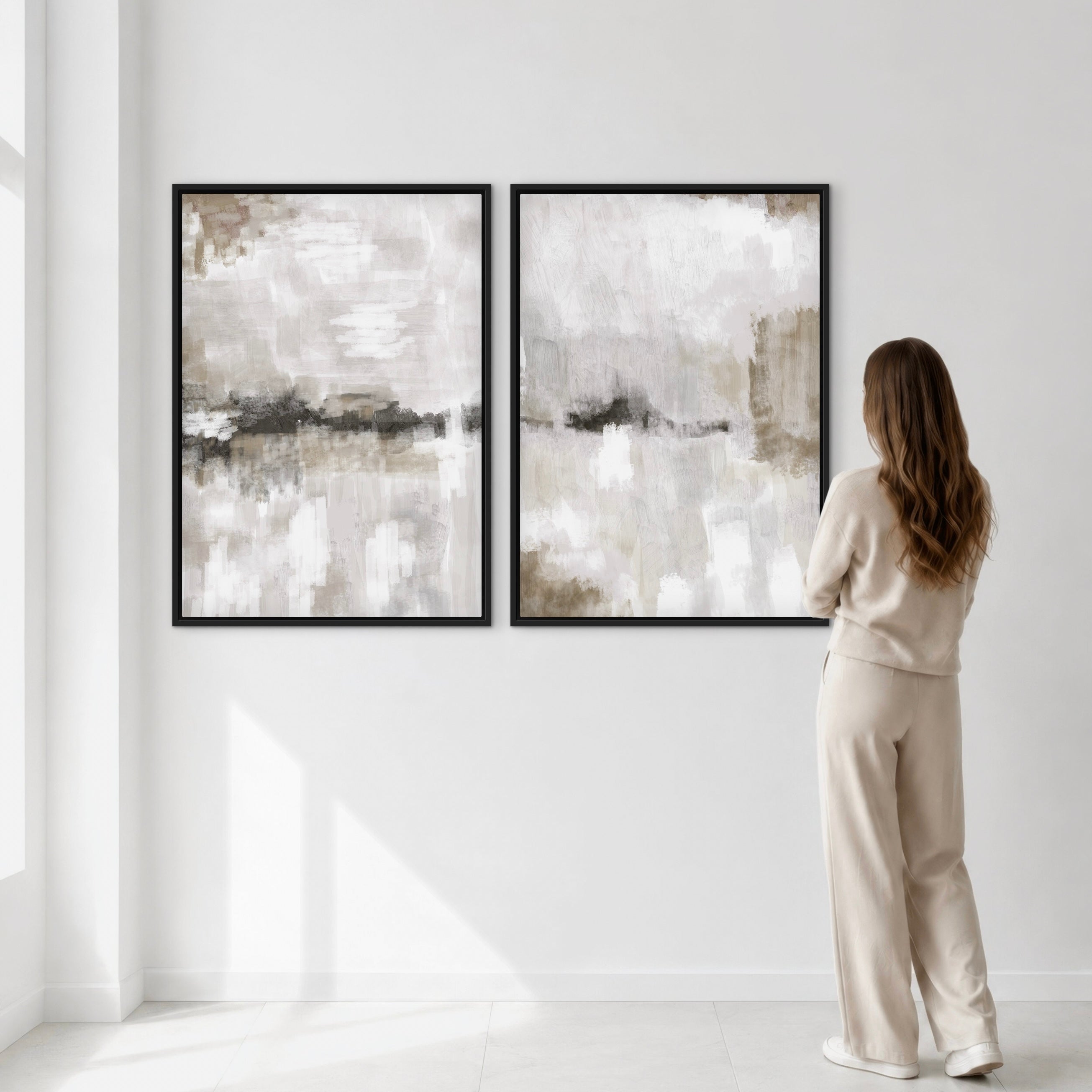 2er Set gerahmte Leinwände – Nude & graue Wolken